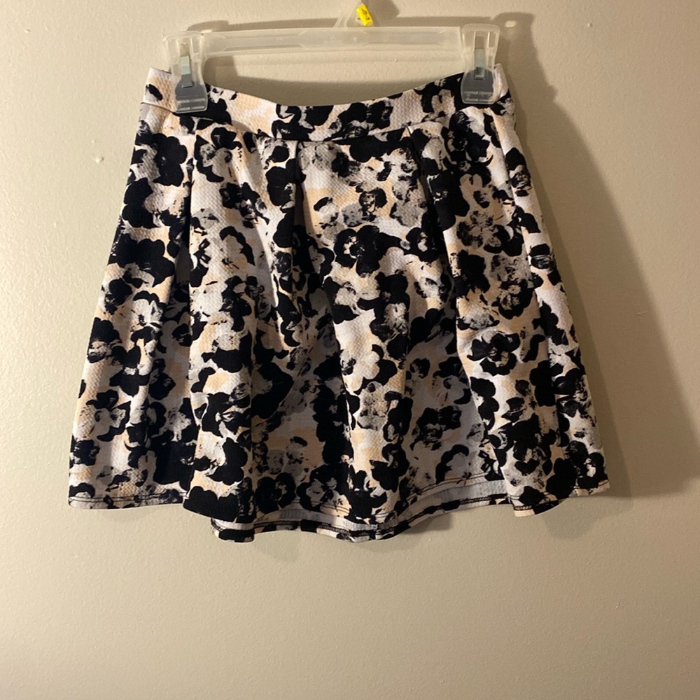 Joe B mini skirt size S